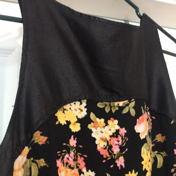 Black Dress with Yellow & Pink Flowers - Picture 5 of 7